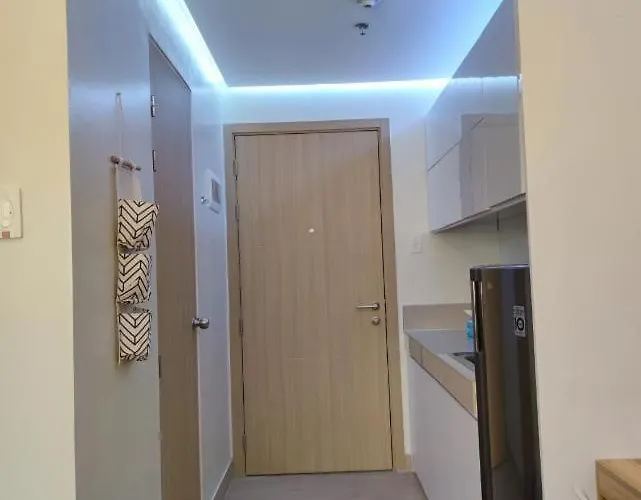 Fairview Cozy Comfy Unit *